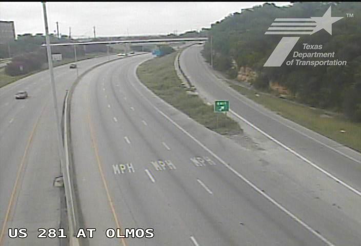Live snapshot from US 281 at Olmos