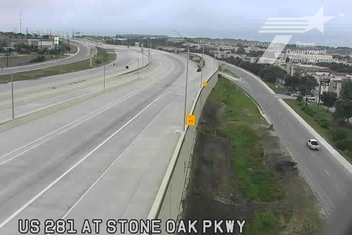 Live snapshot from US 281 at Stone Oak Pkwy